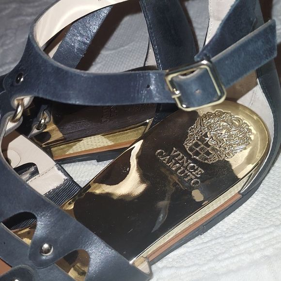 Vince Camuto sandals - Picture 8 of 8